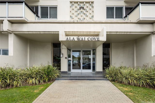 509 University Avenue 504, Honolulu, HI 96826