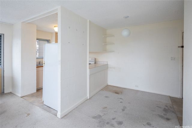 509 University Avenue 504, Honolulu, HI 96826