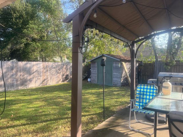 1902 Brookhaven, Deridder, LA 70634