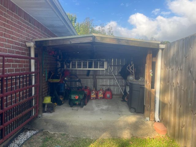 1902 Brookhaven, Deridder, LA 70634