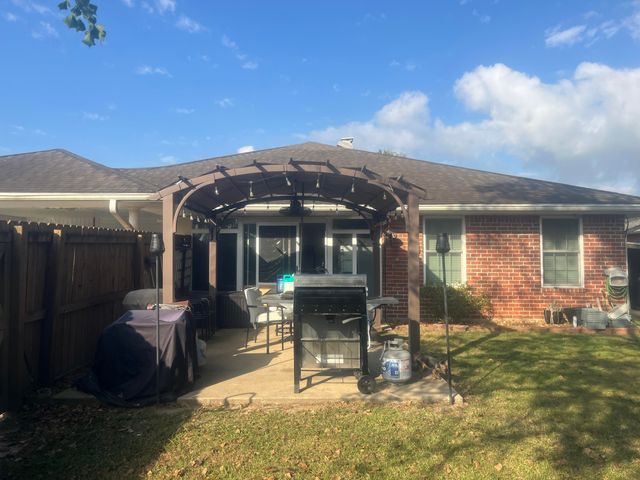 1902 Brookhaven, Deridder, LA 70634