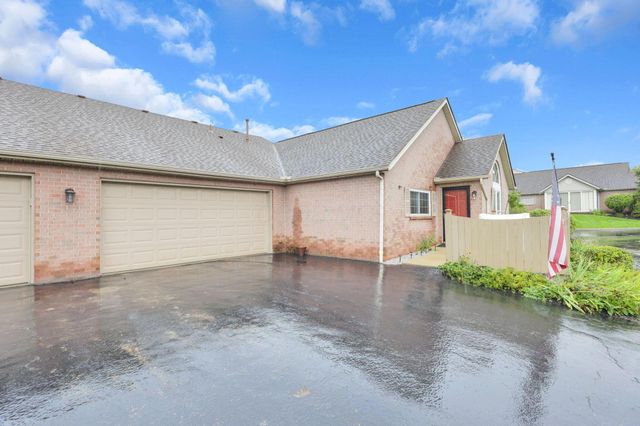 2018 Farmbrook Circle N, Grove City, OH 43123