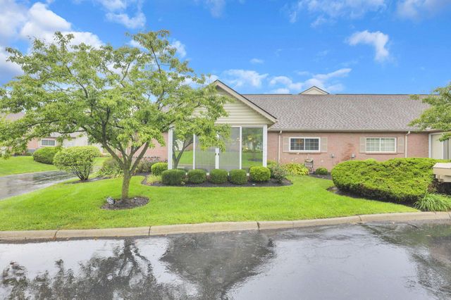 2018 Farmbrook Circle N, Grove City, OH 43123