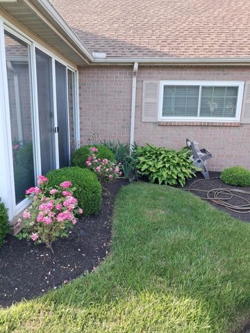 2018 Farmbrook Circle N, Grove City, OH 43123