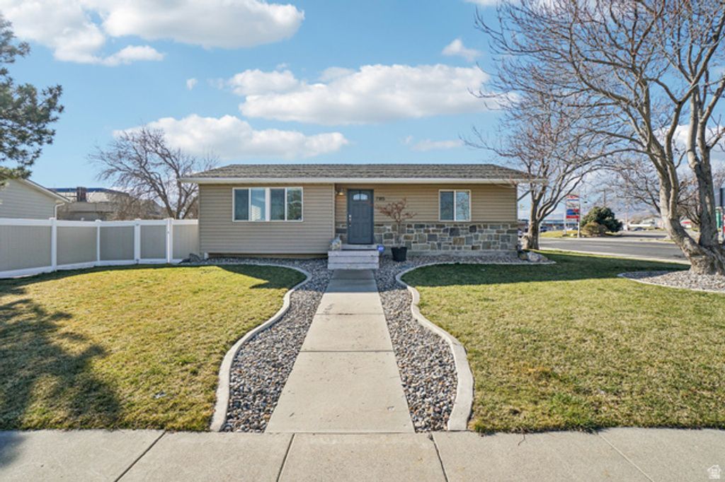 7185 W TENWAY DR, West Valley City, UT 84128
