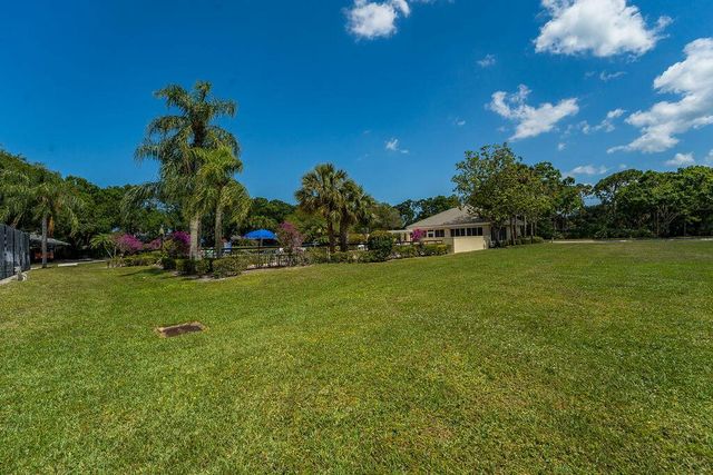5166 SE Inkwood Way, Hobe Sound, FL 33455