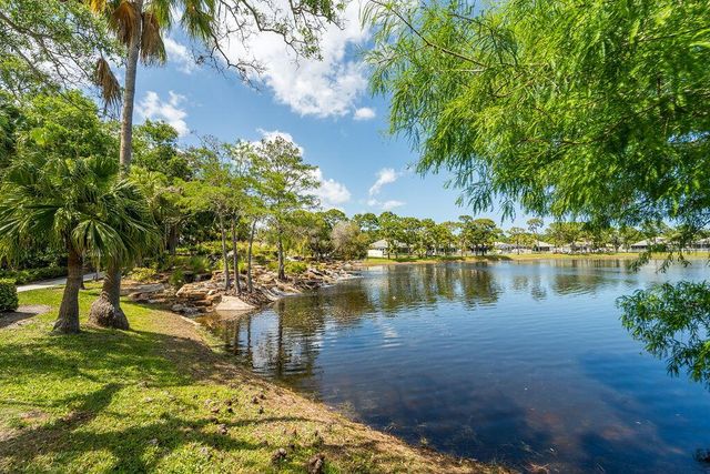 5166 SE Inkwood Way, Hobe Sound, FL 33455