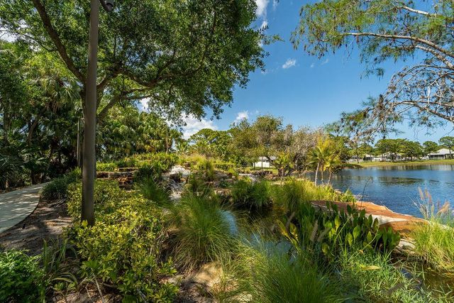 5166 SE Inkwood Way, Hobe Sound, FL 33455