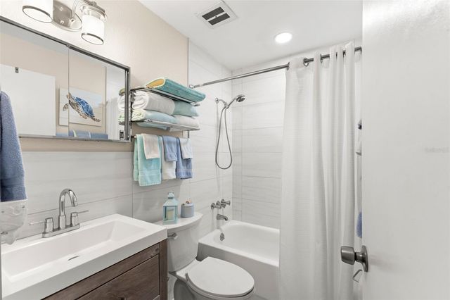 2461 CANADIAN WAY 27, Clearwater, FL 33763