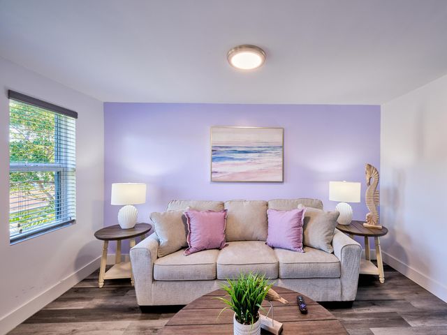 2020 Washington Street 5, Hollywood, FL 33020