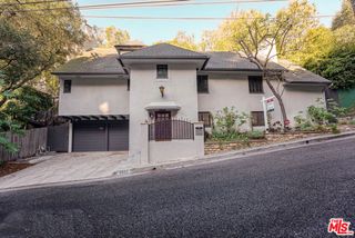 2933 Ledgewood Drive, Los Angeles, CA 90068