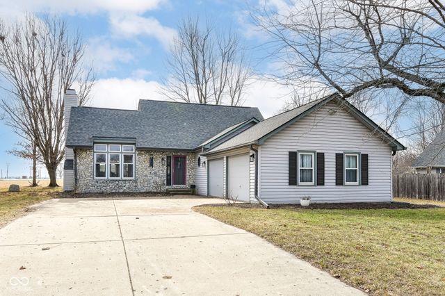 1007 Rolling Barrel Road, Pendleton, IN 46064