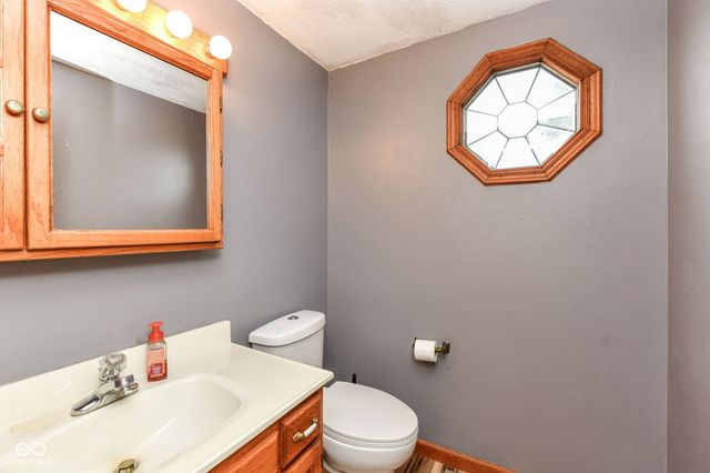 1007 Rolling Barrel Road, Pendleton, IN 46064