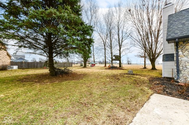 1007 Rolling Barrel Road, Pendleton, IN 46064