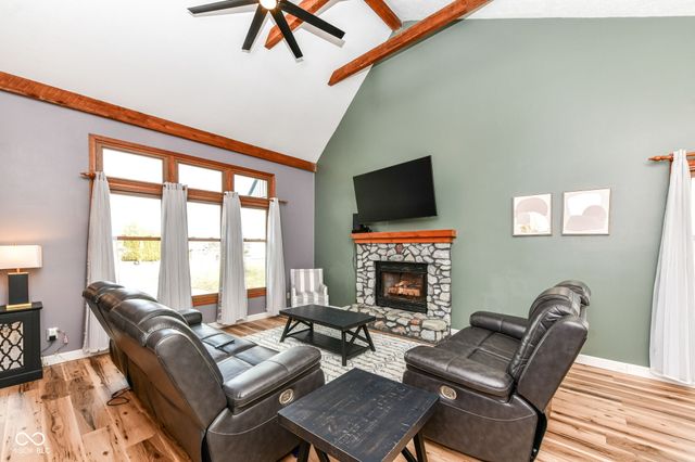 1007 Rolling Barrel Road, Pendleton, IN 46064