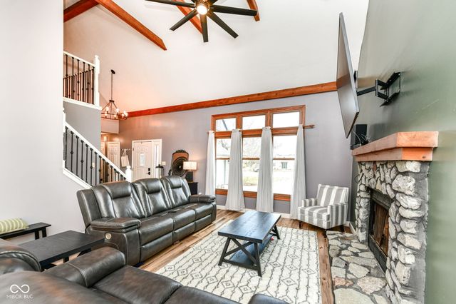 1007 Rolling Barrel Road, Pendleton, IN 46064