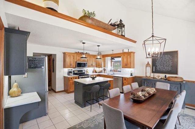1309 Crooked Creek Parkway, Fort Wayne, IN 46845