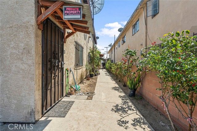 2668 Randolph Street, Huntington Park, CA 90255