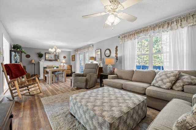 92 S Glade Road, Fort Oglethorpe, GA 30742