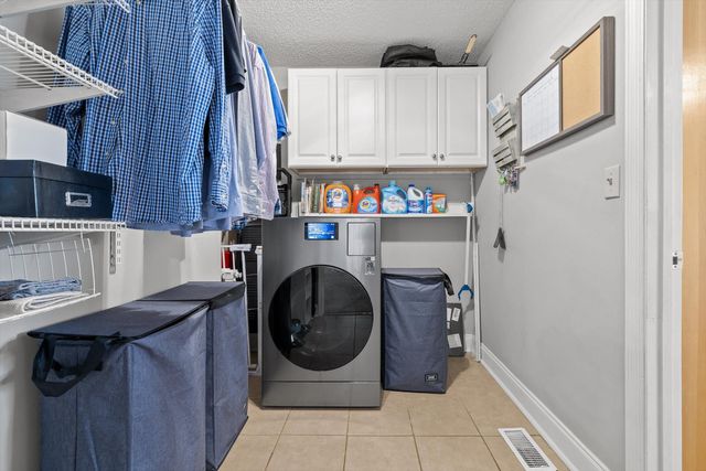 92 S Glade Road, Fort Oglethorpe, GA 30742