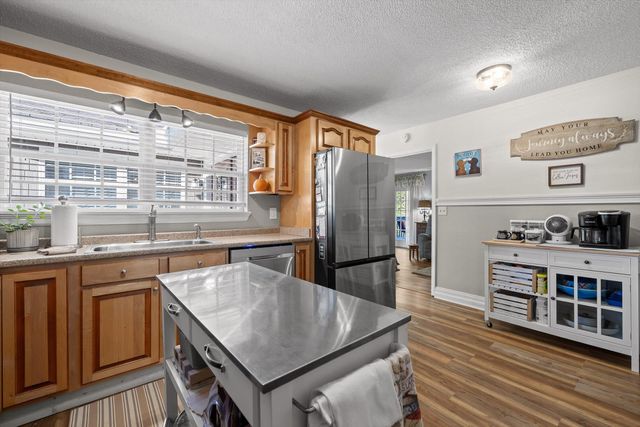 92 S Glade Road, Fort Oglethorpe, GA 30742