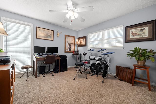 92 S Glade Road, Fort Oglethorpe, GA 30742