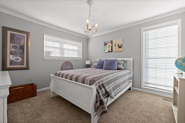 92 S Glade Road, Fort Oglethorpe, GA 30742