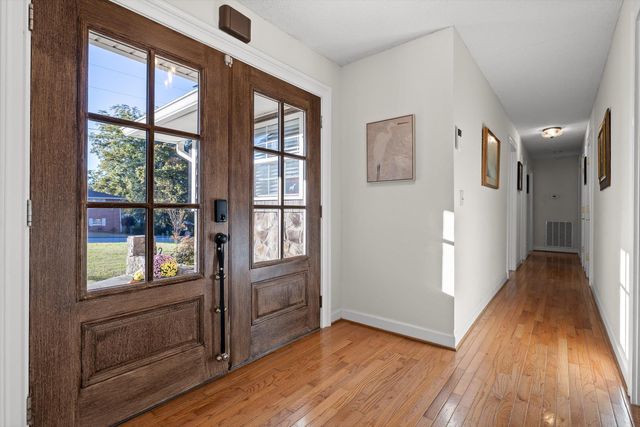 92 S Glade Road, Fort Oglethorpe, GA 30742