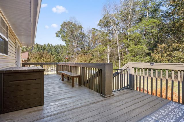 92 S Glade Road, Fort Oglethorpe, GA 30742