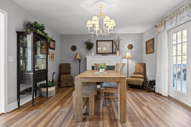 92 S Glade Road, Fort Oglethorpe, GA 30742