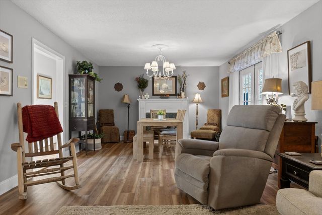 92 S Glade Road, Fort Oglethorpe, GA 30742