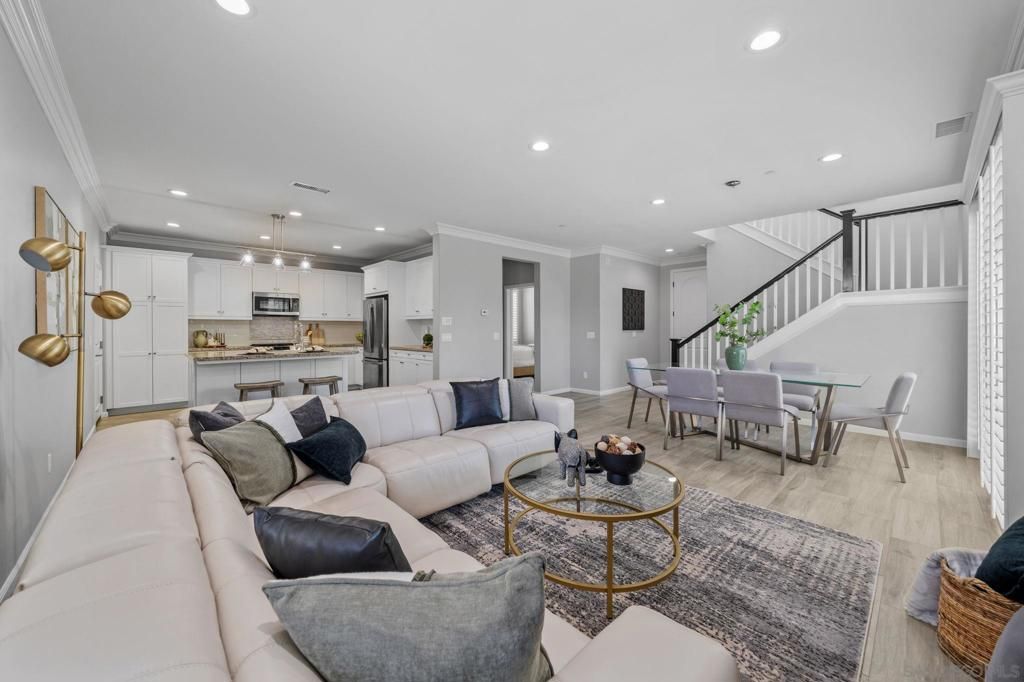 Image 12 of property listing at 13348 Camelia Way, San Diego, CA 92130