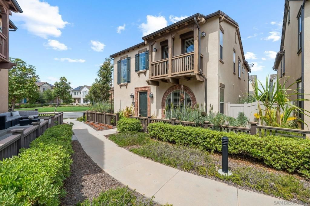 Image 2 of property listing at 13348 Camelia Way, San Diego, CA 92130