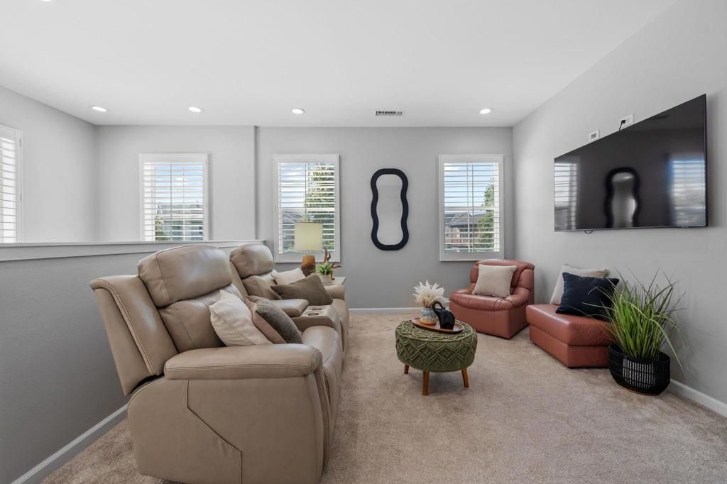 Image 28 of property listing at 13348 Camelia Way, San Diego, CA 92130