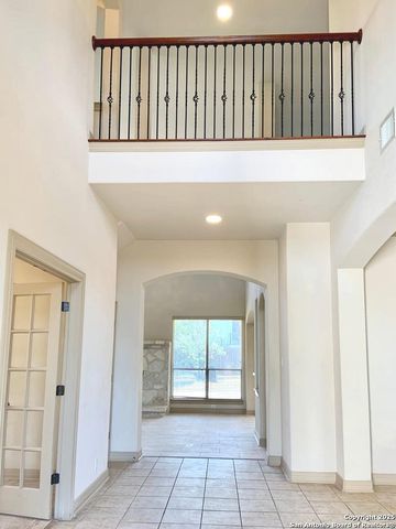 1119 VIA BELCANTO, San Antonio, TX 78260
