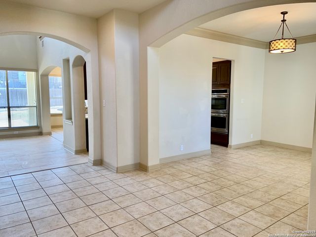 1119 VIA BELCANTO, San Antonio, TX 78260
