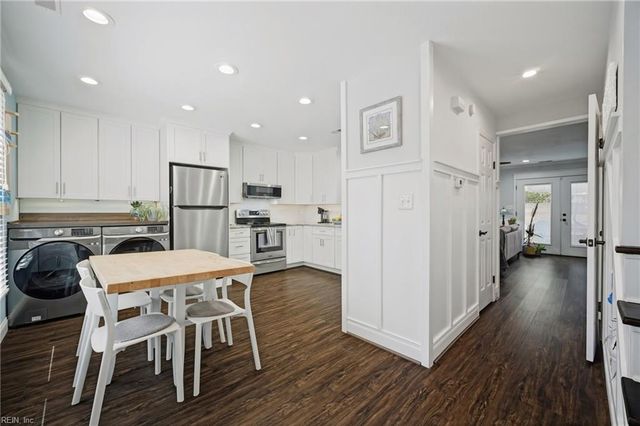 526 Pine Tops CT, Virginia Beach, VA 23451
