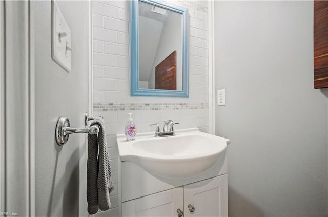 526 Pine Tops CT, Virginia Beach, VA 23451