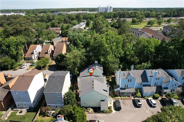 526 Pine Tops CT, Virginia Beach, VA 23451