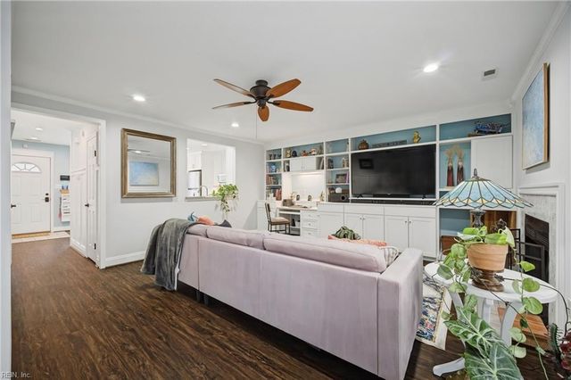 526 Pine Tops CT, Virginia Beach, VA 23451