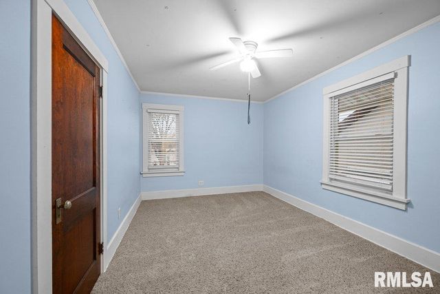 2428 ARLINGTON Avenue, Davenport, IA 52803