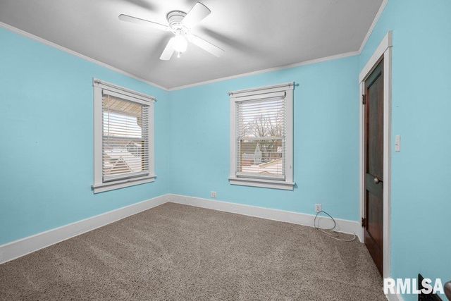 2428 ARLINGTON Avenue, Davenport, IA 52803