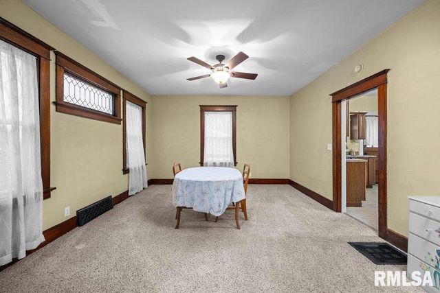 2428 ARLINGTON Avenue, Davenport, IA 52803