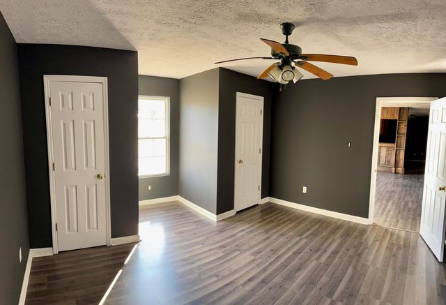 1097 Baker Lane, Nicholasville, KY 40356
