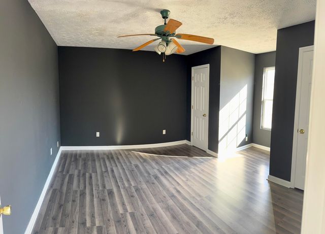 1097 Baker Lane, Nicholasville, KY 40356