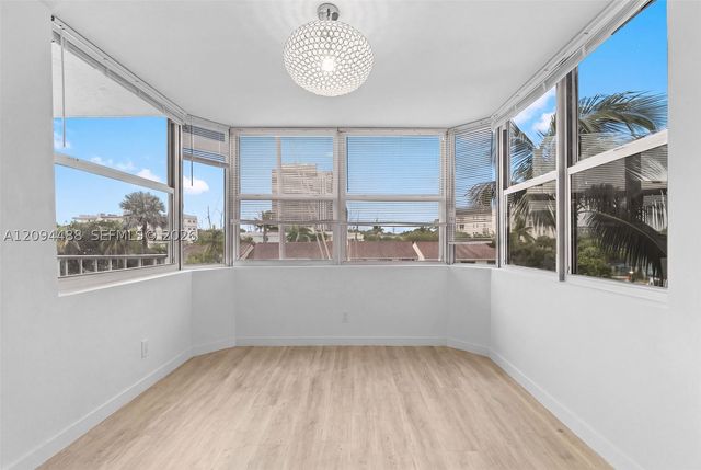 16565 NE 26th Ave 4D, North Miami Beach, FL 33160