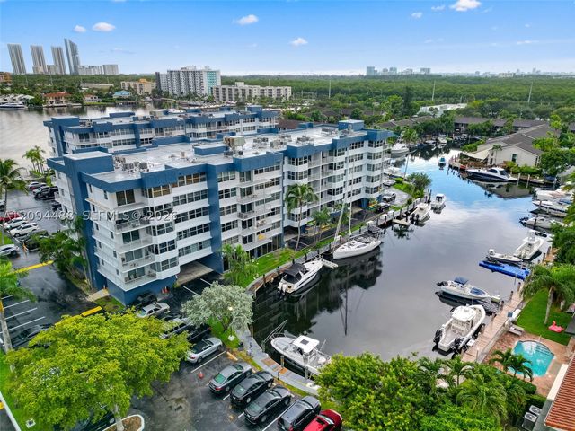 16565 NE 26th Ave 4D, North Miami Beach, FL 33160
