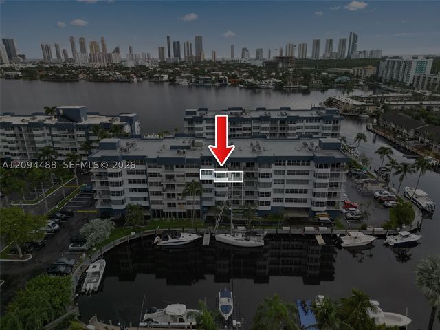 16565 NE 26th Ave 4D, North Miami Beach, FL 33160