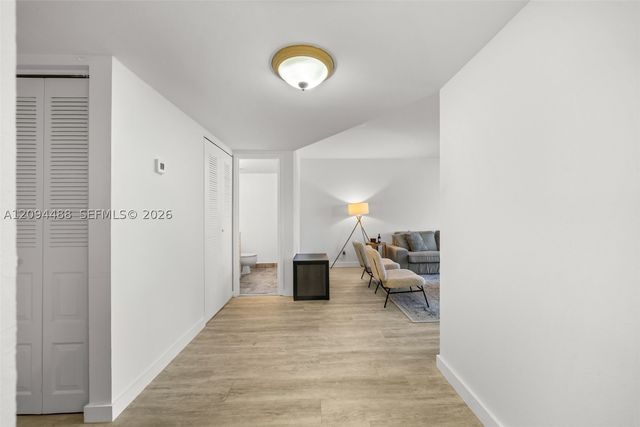 16565 NE 26th Ave 4D, North Miami Beach, FL 33160