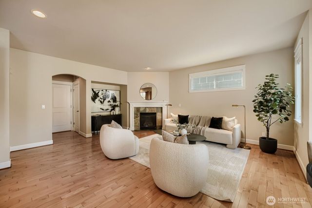 2972 NE Marquette Way, Issaquah, WA 98029